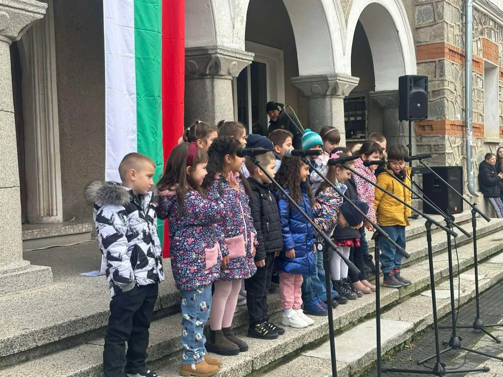 ПГ 'А' отпразнуваха Трети Март - Средно училище Отец Паисий, Куклен