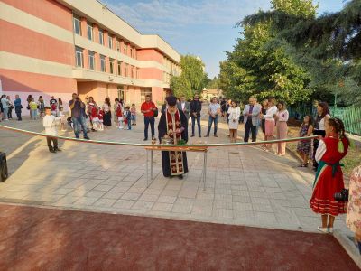 ОТКРИВАНЕ НА УЧЕБНАТА 2020/2021 ГОДИНА  - Средно училище Отец Паисий, Куклен