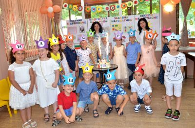 Празник на буквите в 1а клас - Средно училище Отец Паисий, Куклен