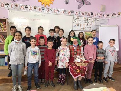 Баба Марта бе при нас  - Средно училище Отец Паисий, Куклен