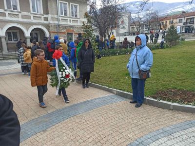 3-ти март 2022 година - 144 години от освобождението на България - Средно училище Отец Паисий, Куклен