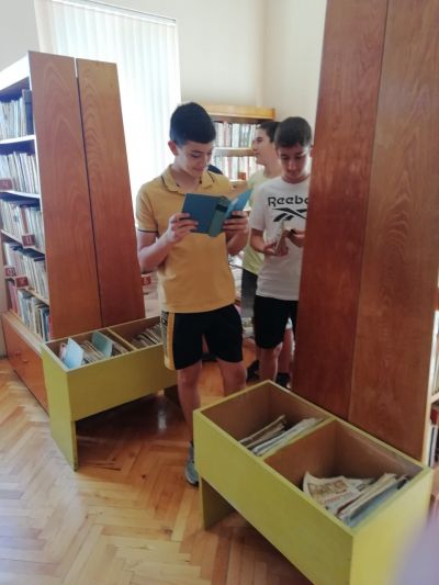 Посещение на библиотеката в НЧ "Н.Й. Вапцаров", гр. Куклен 2