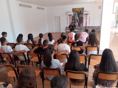 Среща с Петър Краевски по Модул "Библиотеките като образователна среда" - Средно училище Отец Паисий, Куклен