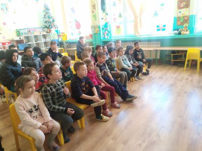 Да разкажем приказка на децата от подготвителната група 2