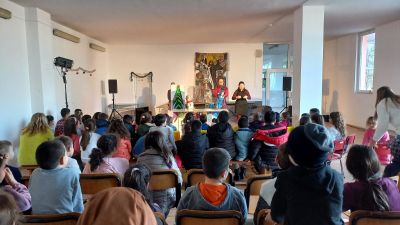 Пловдивски куклен театър на гости в училище 10