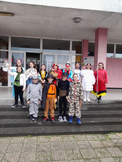 Парад на приказните герои - 4 април 2023 година 7