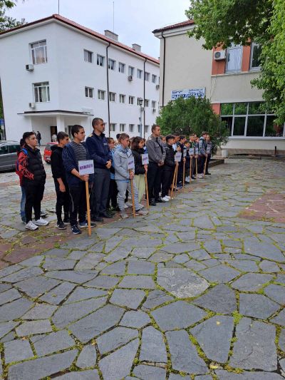 Областно ученическо състезание "Защита при бедствия, пожари и извънредни ситуации" 3