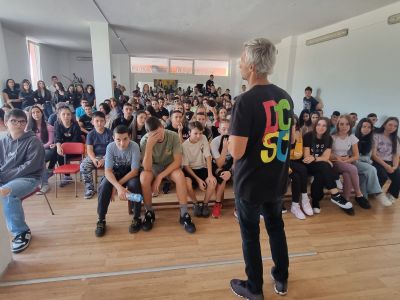 Беседа на тема "Не/зависим - ти избираш"  2