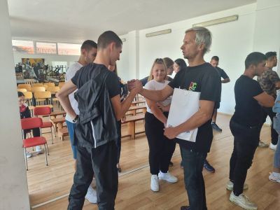 Беседа на тема "Не/зависим - ти избираш"  4