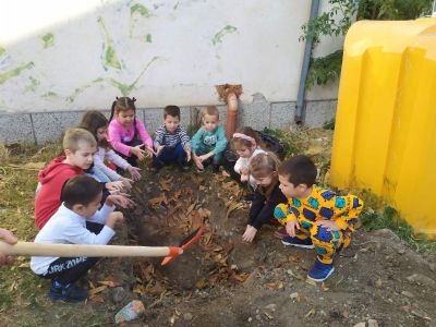 Дейност по Образователна програма "Нестле за по-здрави деца" - Средно училище Отец Паисий, Куклен