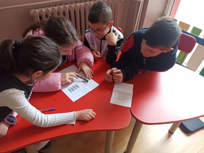 Училищен кръг на викторина по БДП "Да запазим децата на пътя" 2