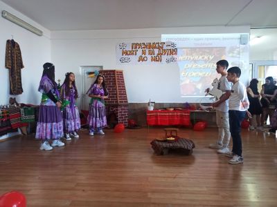 Празникът- моят и на другия до мен! 19