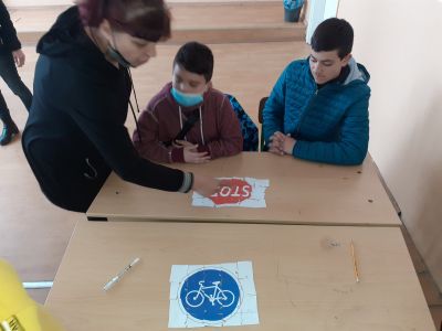 2 - Средно училище Отец Паисий, Куклен