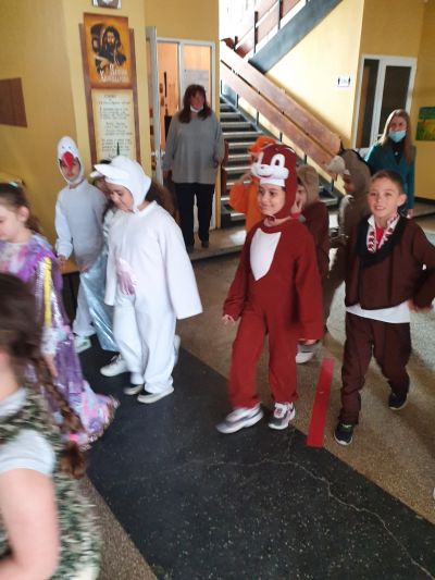 Международен ден на детската книга - 2 април-2 - Средно училище Отец Паисий, Куклен