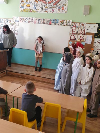 Международен ден на детската книга - 2 април-2 - Средно училище Отец Паисий, Куклен