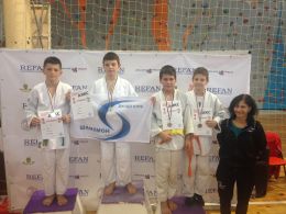 Иван Арнаудов 6 - Средно училище Отец Паисий, Куклен