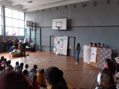 Червената шапчица - драматизация 6б клас - Средно училище Отец Паисий, Куклен