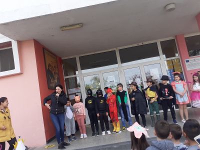 Парад на приказните герои 4 - Средно училище Отец Паисий, Куклен