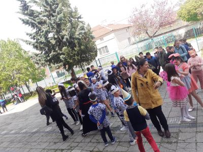 Парад на приказните герои 5 - Средно училище Отец Паисий, Куклен