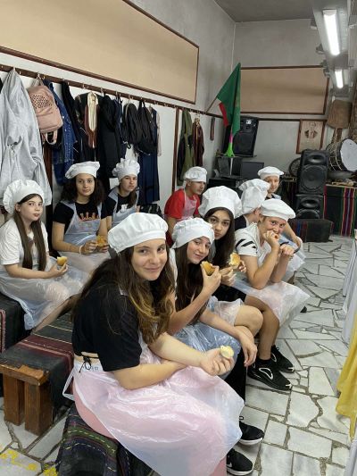 Копривщица 1 - Средно училище Отец Паисий, Куклен