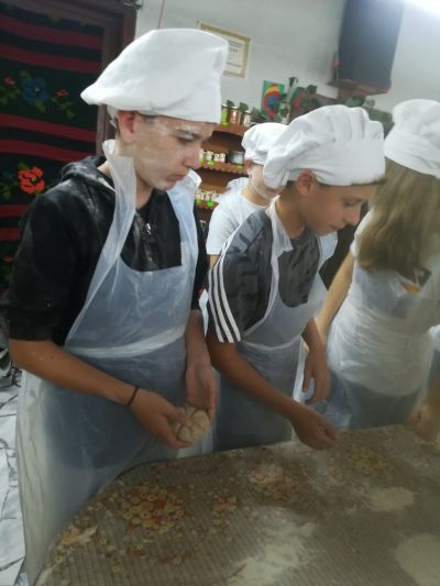 Копривщица 2 - Средно училище Отец Паисий, Куклен