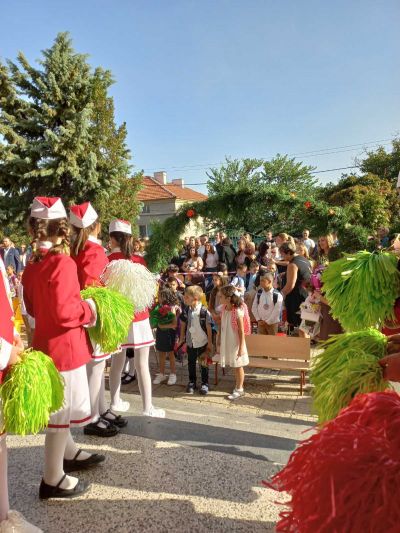 2 - Средно училище Отец Паисий, Куклен