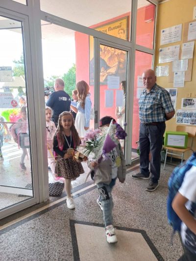 3 - Средно училище Отец Паисий, Куклен