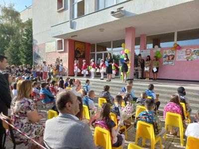 6 - Средно училище Отец Паисий, Куклен