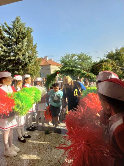 7 - Средно училище Отец Паисий, Куклен