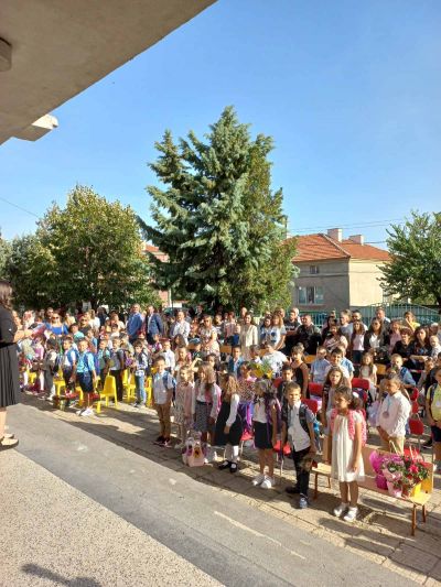 8 - Средно училище Отец Паисий, Куклен