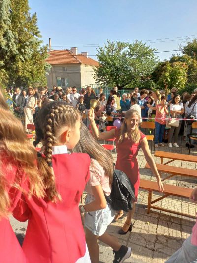 9 - Средно училище Отец Паисий, Куклен