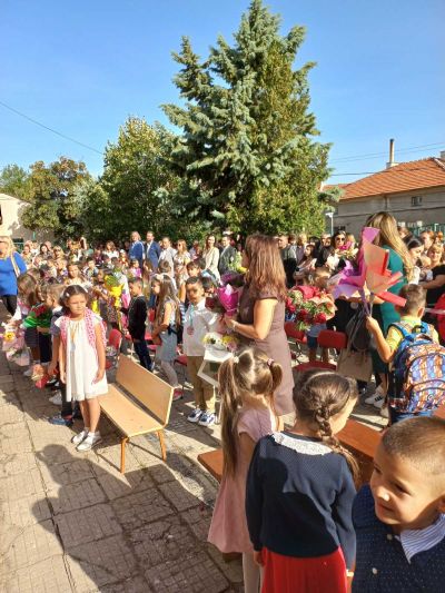 9 - Средно училище Отец Паисий, Куклен