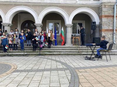 2 - Средно училище Отец Паисий, Куклен