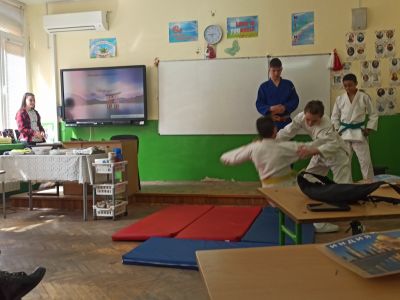 4 - Средно училище Отец Паисий, Куклен