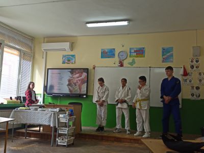 4 - Средно училище Отец Паисий, Куклен