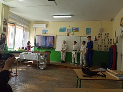 7 - Средно училище Отец Паисий, Куклен