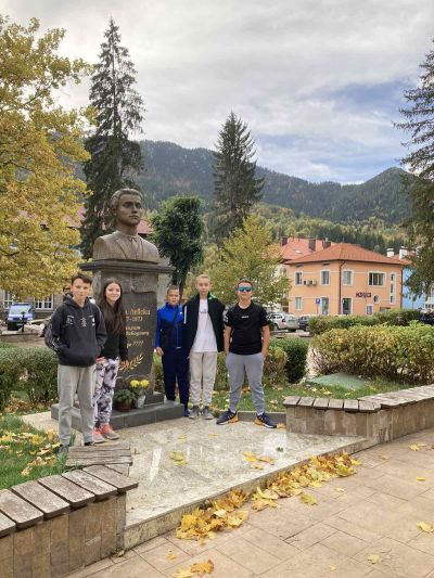 2 - Средно училище Отец Паисий, Куклен