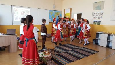 Отклит урок по Български език и литература - 29.03.2019г. - Средно училище Отец Паисий, Куклен