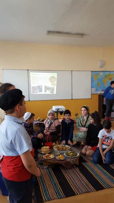 Отклит урок по Български език и литература - 29.03.2019г. - Средно училище Отец Паисий, Куклен