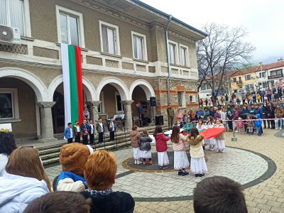 2 - Средно училище Отец Паисий, Куклен