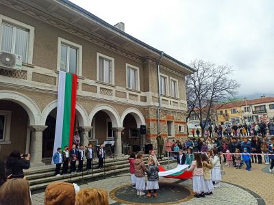 2 - Средно училище Отец Паисий, Куклен