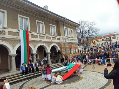 2 - Средно училище Отец Паисий, Куклен