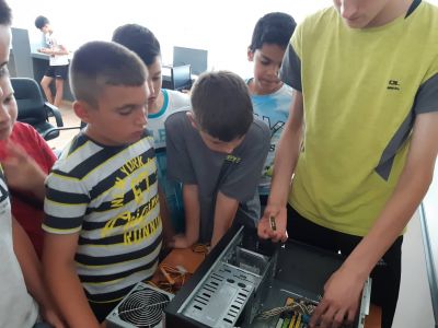 вп4 - Средно училище Отец Паисий, Куклен