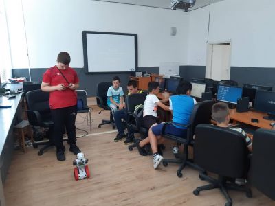 вп8 - Средно училище Отец Паисий, Куклен