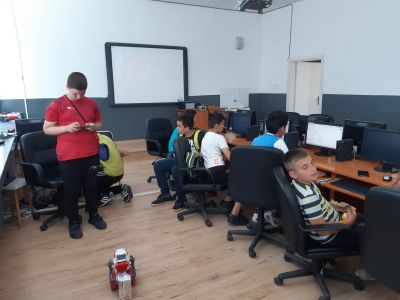 вп9 - Средно училище Отец Паисий, Куклен