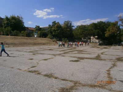 16 - Средно училище Отец Паисий, Куклен