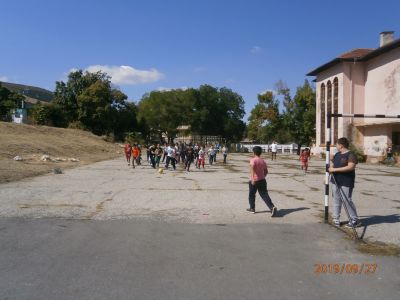 22 - Средно училище Отец Паисий, Куклен