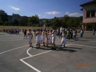 27 - Средно училище Отец Паисий, Куклен