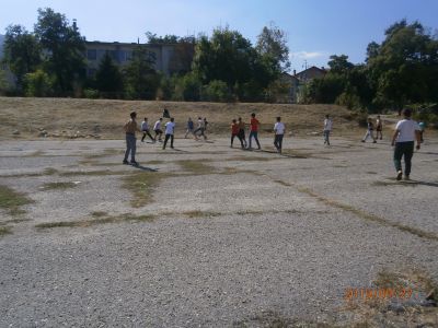 33 - Средно училище Отец Паисий, Куклен