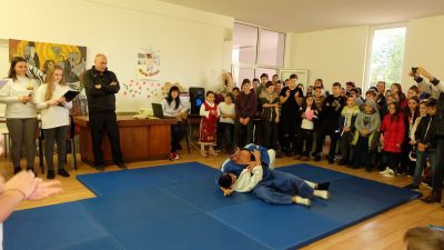 19 - Средно училище Отец Паисий, Куклен